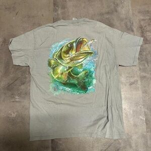 Gray Fish Graphic T-Shirt